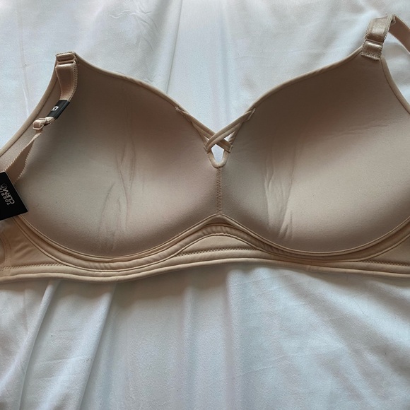 NWT Nude Torrid WireFree Push-up Plunge Bra Size 42B - Picture 3 of 8
